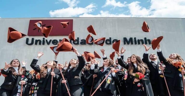 Propina máxima baixa para 856 euros em 2019/2020