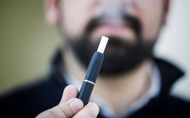 Vários alertas para os riscos do tabaco aquecido