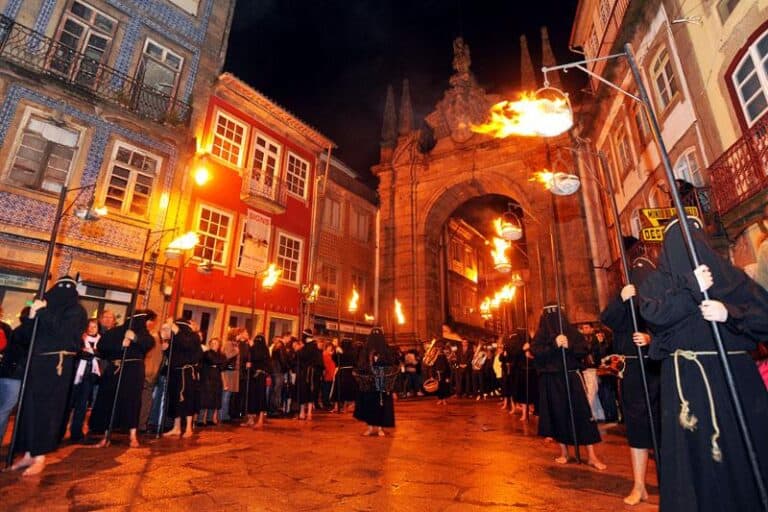 Cortejo Ecce Homo sai à rua às 21h30