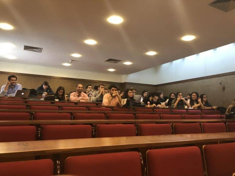 RGA aprova comissão que vai rever estatutos da AAUM