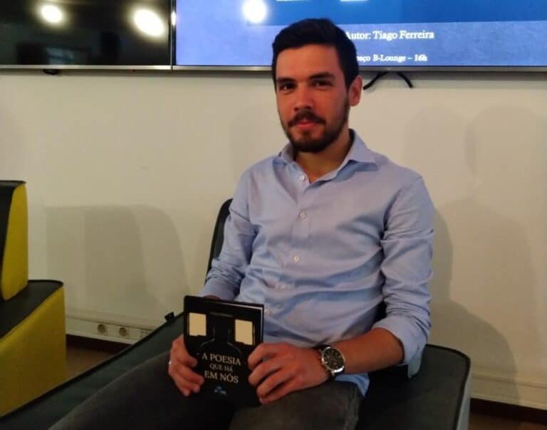 Estudante de Economia da UMinho publica livro de poesia