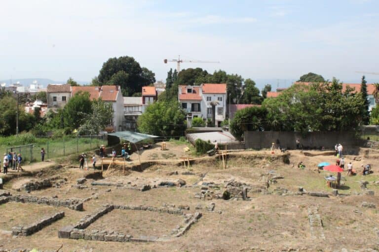 3ME para renascer primeiros sete séculos de Bracara Augusta