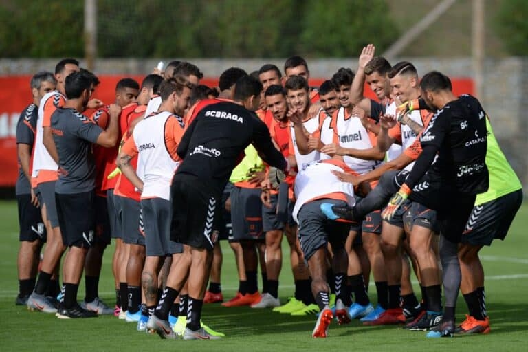 Dia de regresso dos adeptos do SCB à Pedreira