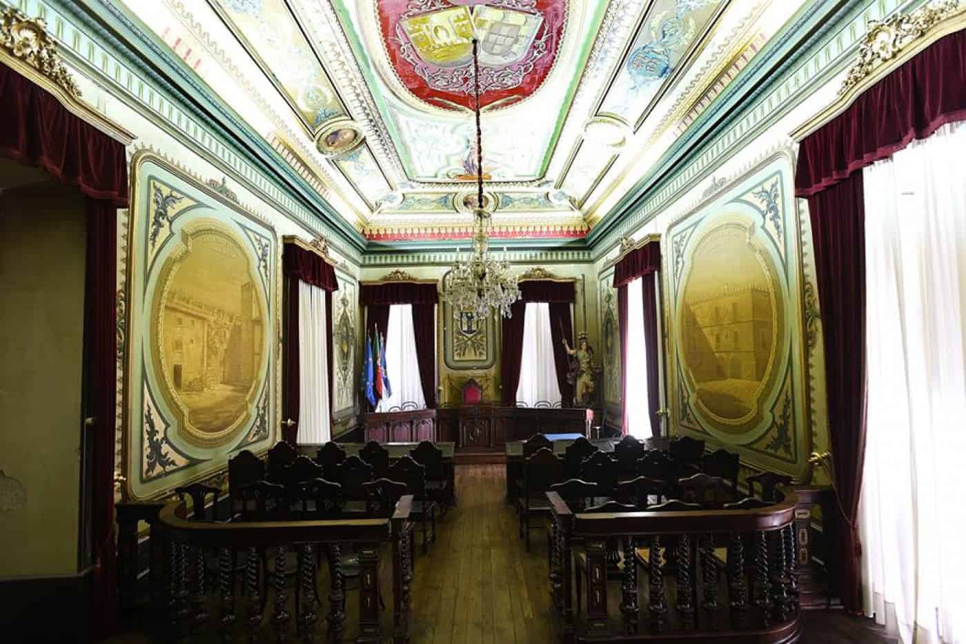 Reunião de Câmara esta segunda-feira