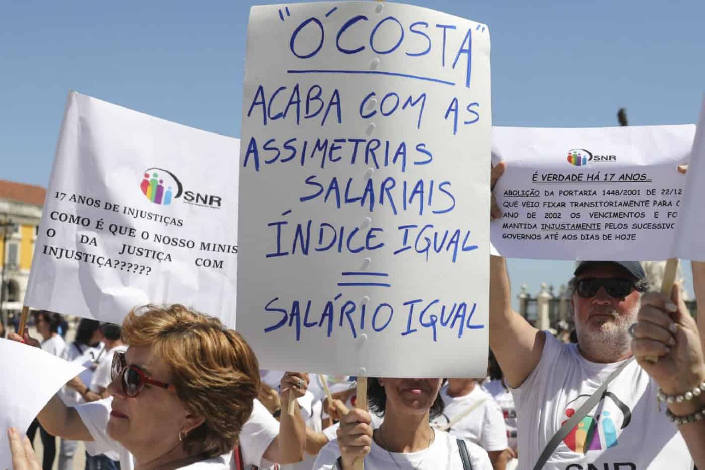 Trabalhadores dos Registos em greve contra sistema remuneratório e de carreira