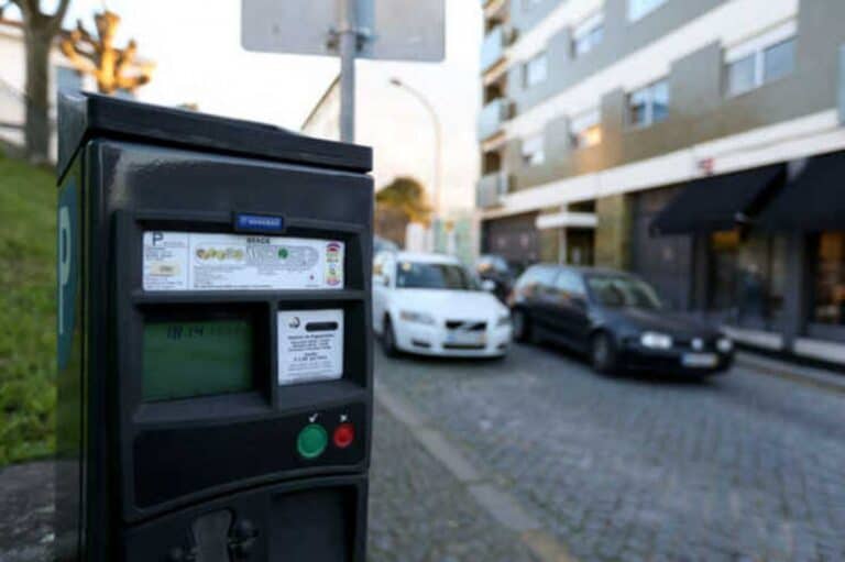 ACB aplaude redução do preço do estacionamento à superfície