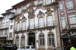 ACIG tenta evitar insolvência com venda do edifício