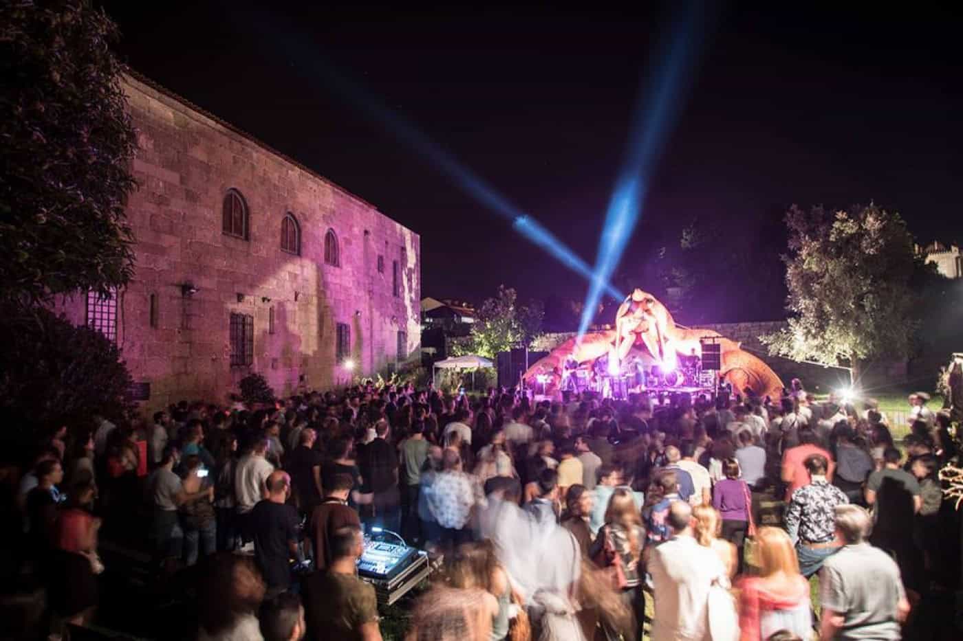 L’Agosto arranca esta quinta-feira e traz TOY, Sensible Soccers e The KVB