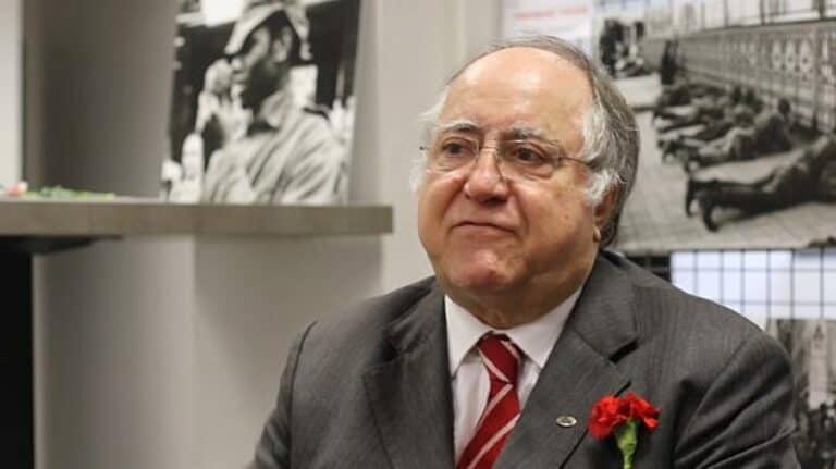 Capitão de Abril Vasco Lourenço hospitalizado