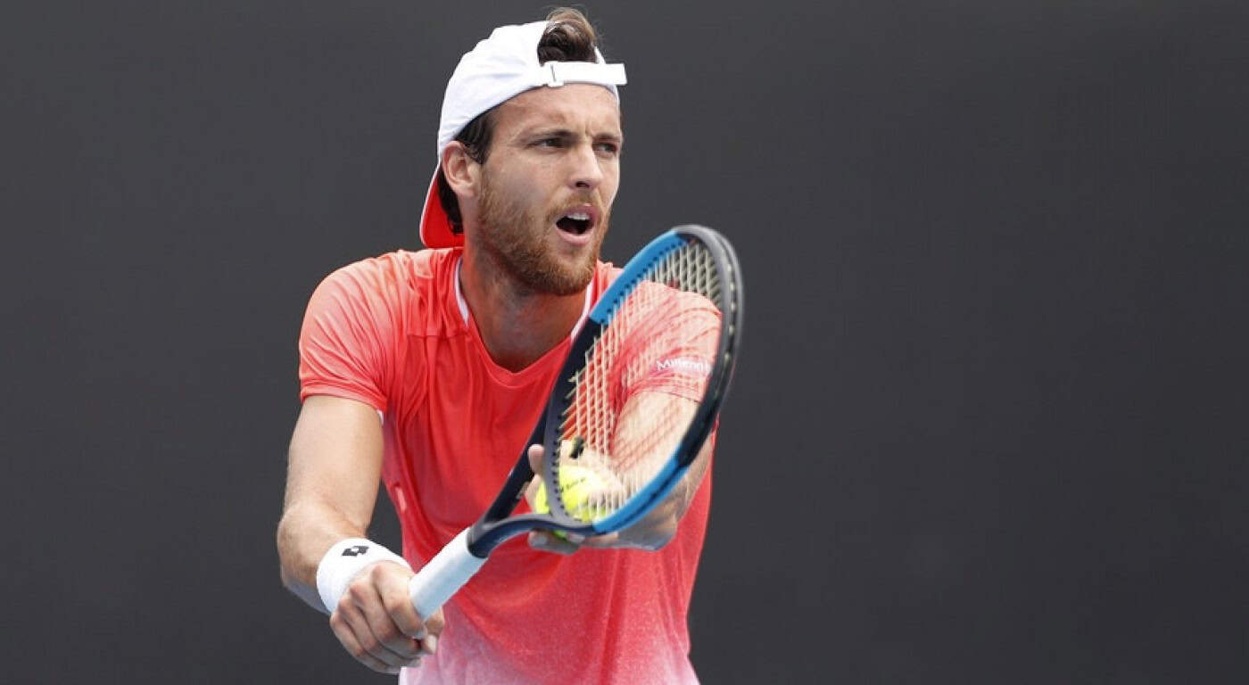 João Sousa joga em Cincinnati após desistência de Fognini