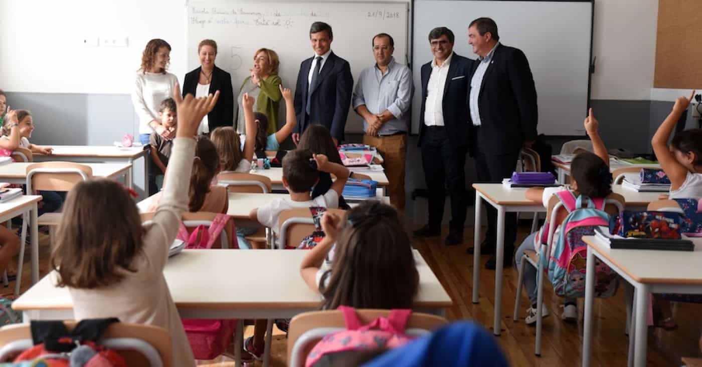 Câmara de Famalicão contrata 10 funcionários para escolas do concelho