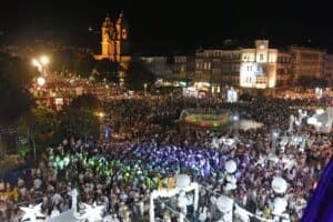 Modelo de fim-de-semana da Noite Branca "é para manter"