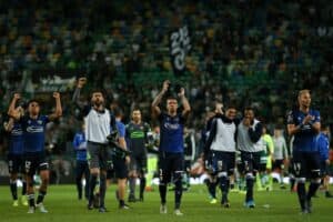 Famalicão tomba Sporting e continua no topo da tabela