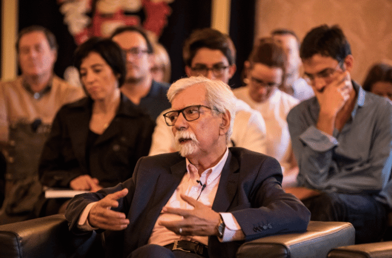 José Manuel Mendes “sinto que não mereço”