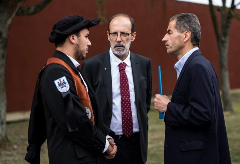 Antiga Escola D.Luís de Castro e Convento Rosa Lima já não serão residências
