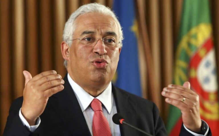 Primeiro-ministro promete mais 12 mil camas em residências universitárias