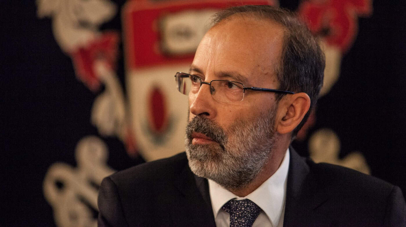 "Reitor conversa com..." regressa a 26 de Novembro