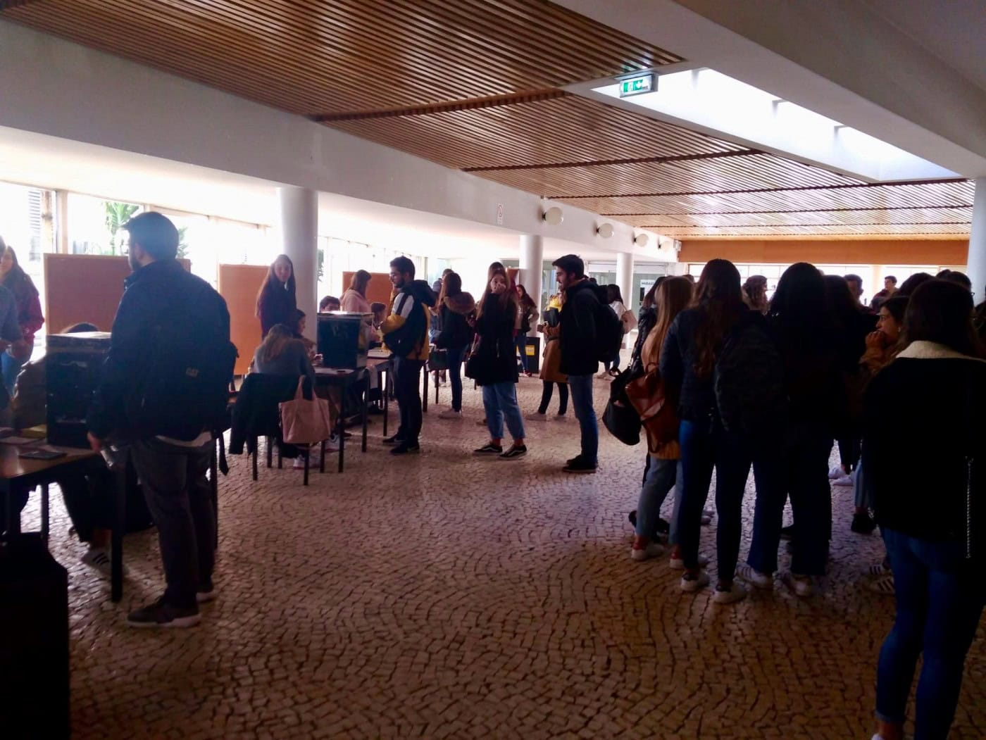 ELEIÇÕES AAUM 2020. 499 alunos votaram nas primeiras duas horas