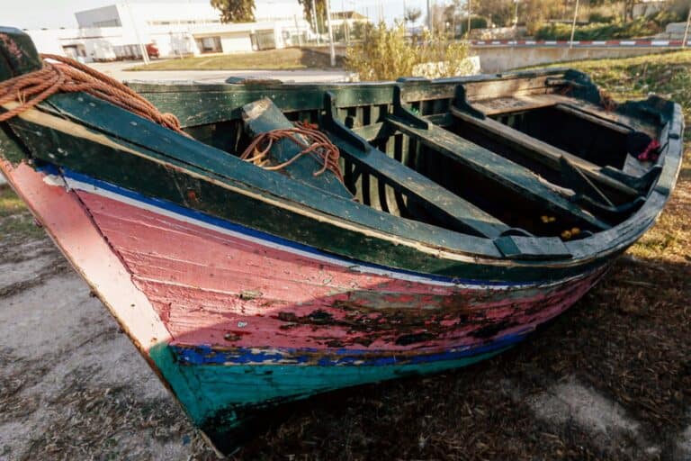 Portugal vai acolher migrantes que desembarcaram em Monte Gordo