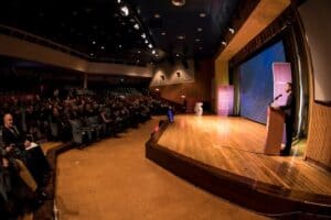 EEUM de olhos postos nas Ciências de Dados e na Eng. Aeroespacial 