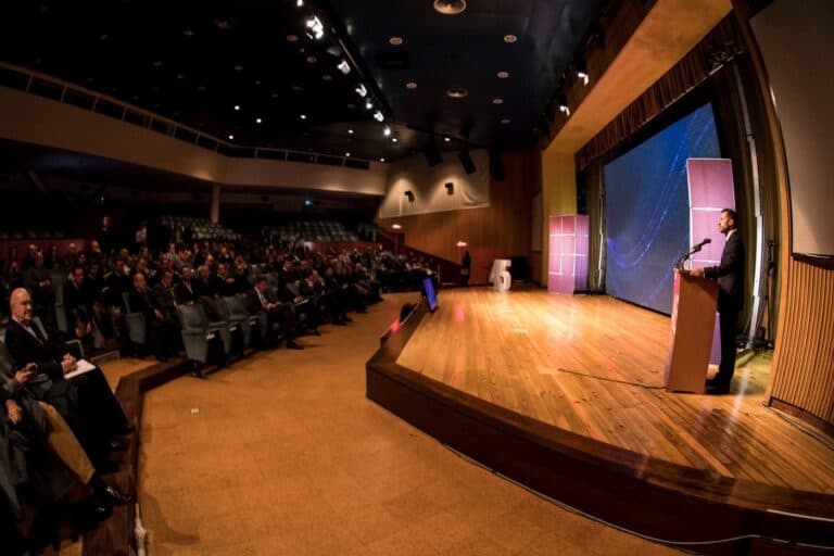 EEUM de olhos postos nas Ciências de Dados e na Eng. Aeroespacial