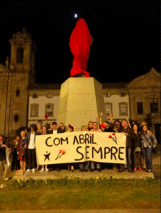 BE apela discussão em torno da estátua de Gomes da Costa
