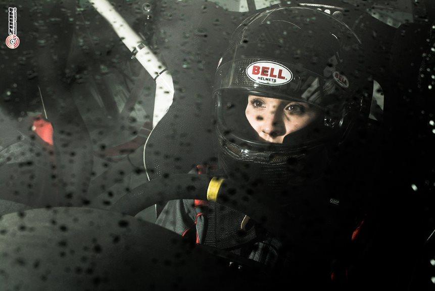 Aos 16 anos, Gabriela vai pilotar na Rampa da Falperra