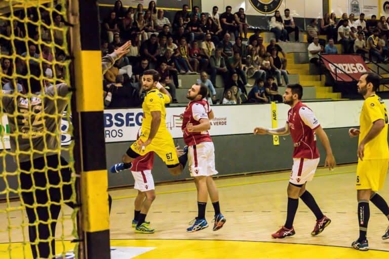 ABC/UMinho disputa último jogo do campeonato na Luz