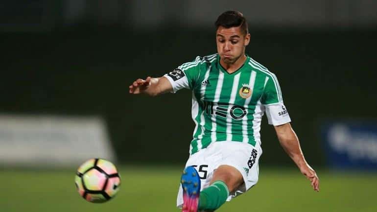 Rafa Soares a caminho de Guimarães