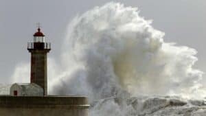 Sete distritos sob aviso laranja