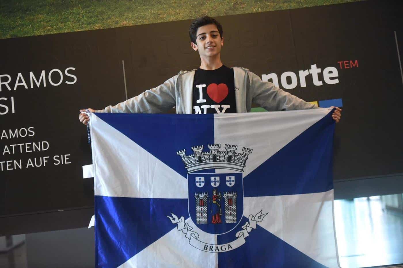 Bailarino João Pedro Freitas entre os 6 melhores do mundo