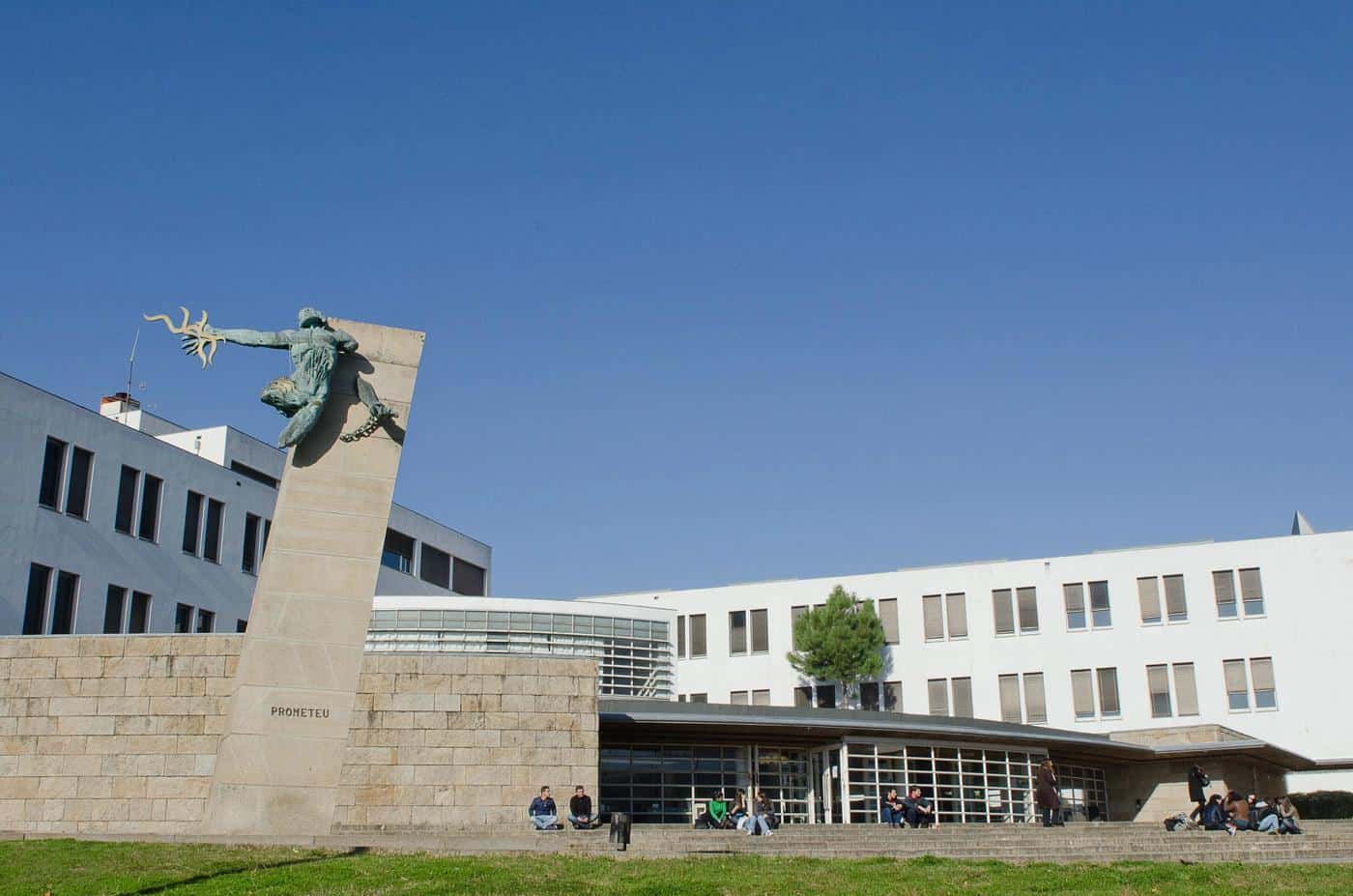 UMinho debate mudanças do sistema educativo