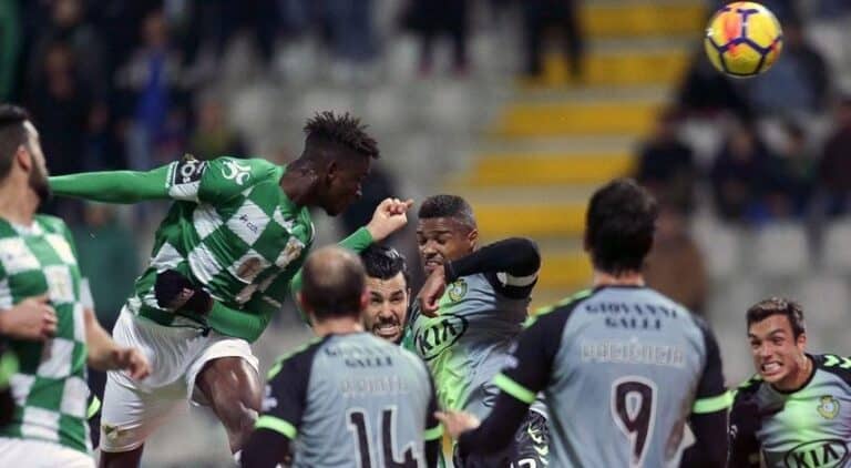 Moreirense empata e sobe dois lugares na classificação