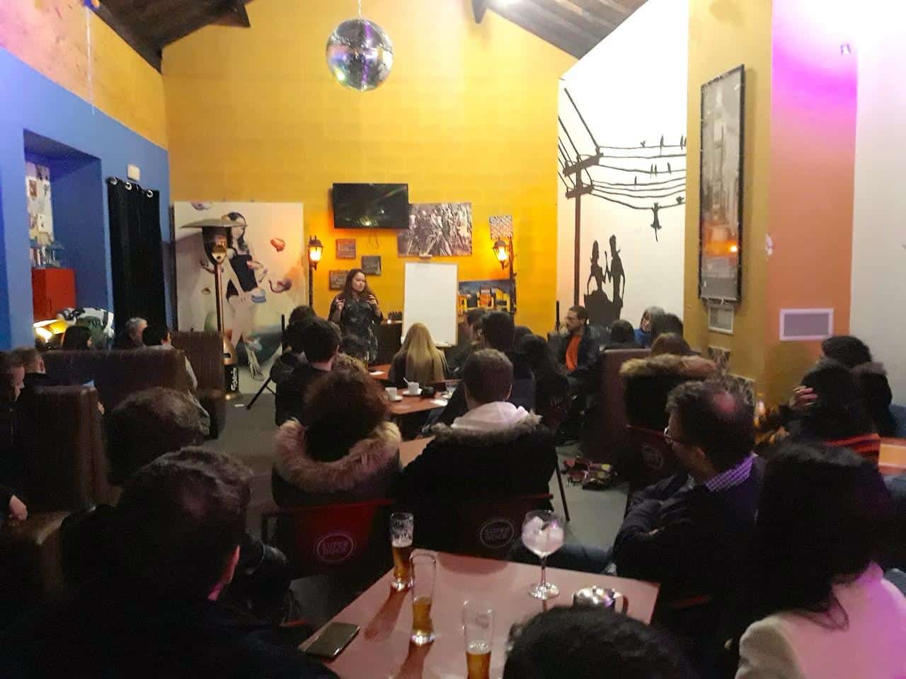 3º aniversário do PubhD é comemorado com Química e Música