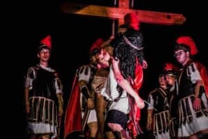 Mais de 17 mil devem assistir à Via Sacra de Maximinos