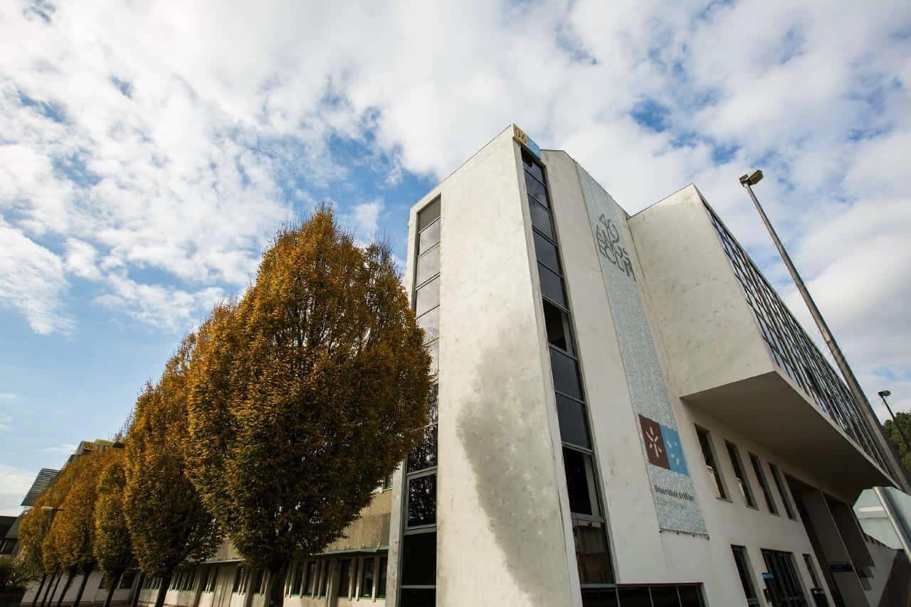 UMinho. Qual o peso do historial na reputação das pessoas?