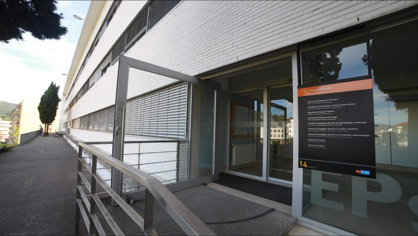 UMinho. Alexandre Quintanilha orienta conferência na EPsi