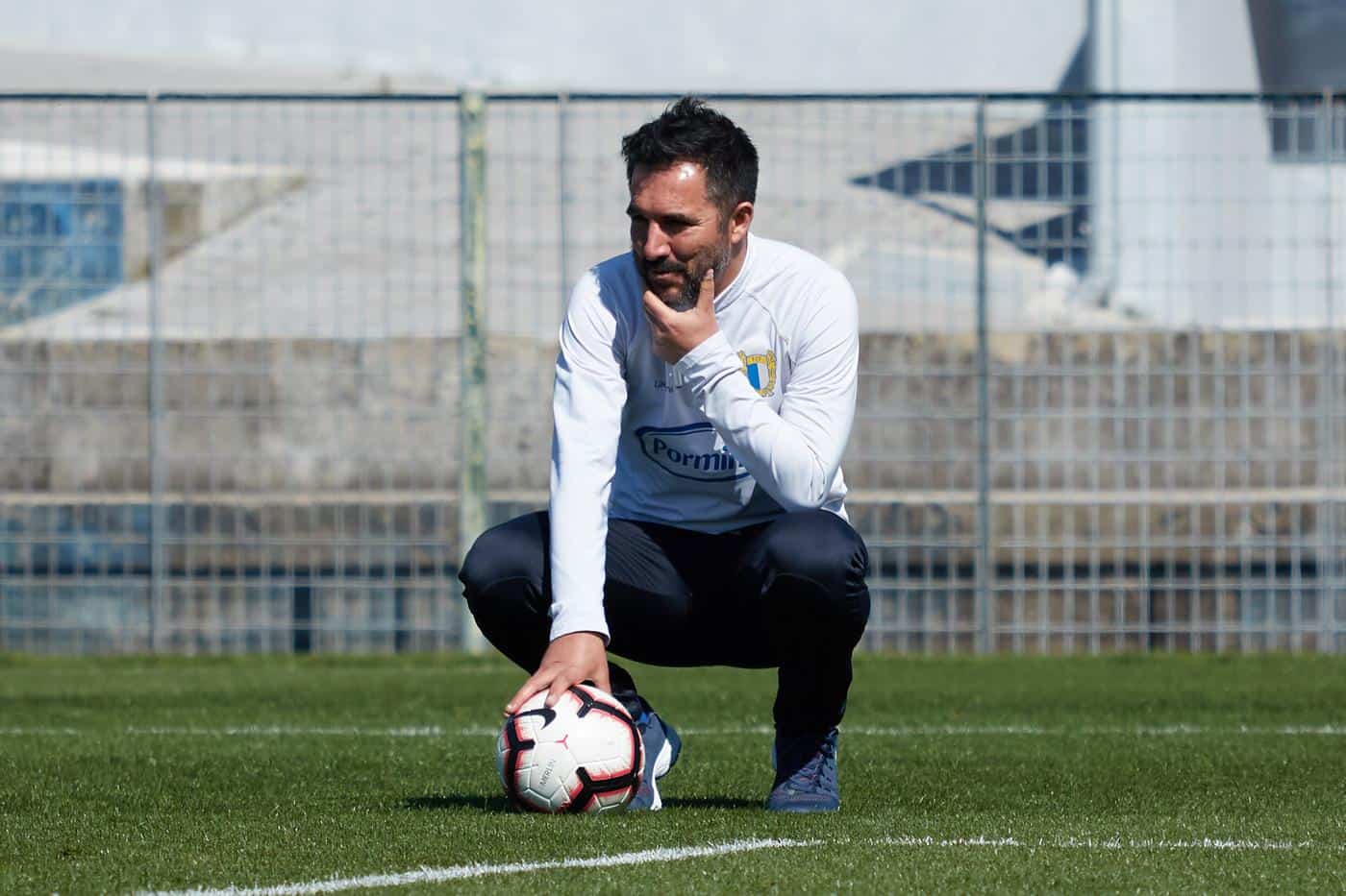 Carlos Pinto diz adeus ao FC Famalicão