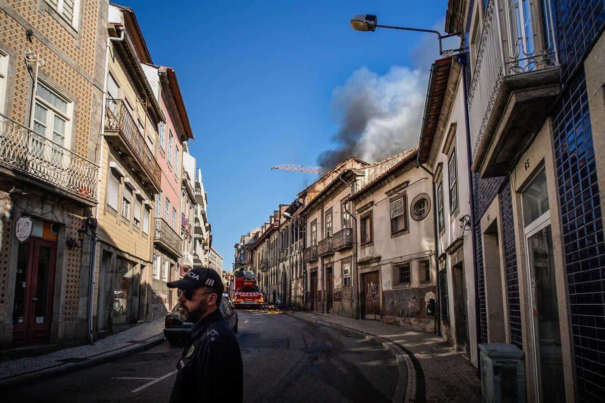 Incêndio teve resposta "adequada" com os meios "adequados"