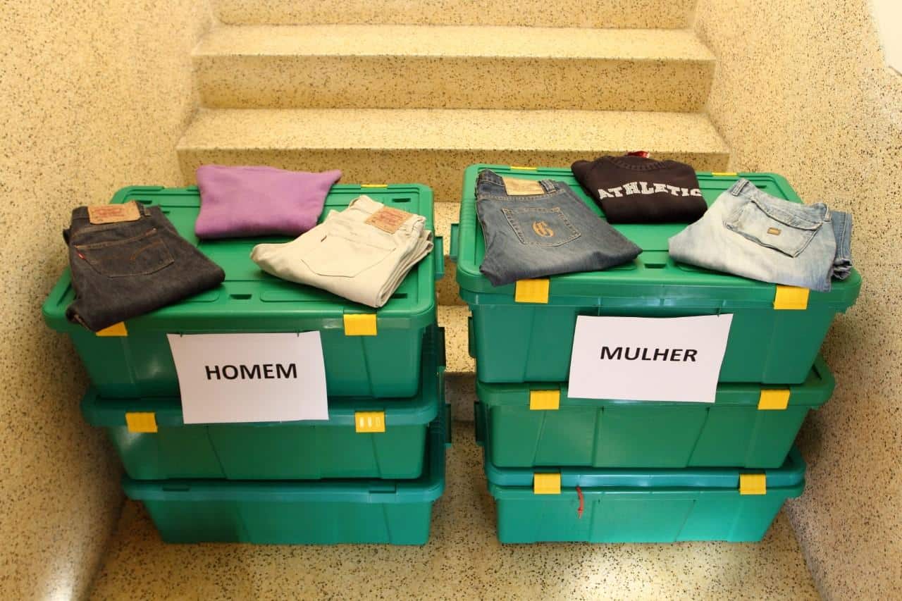 SASUM e AAUM promovem recolha de roupa solidária