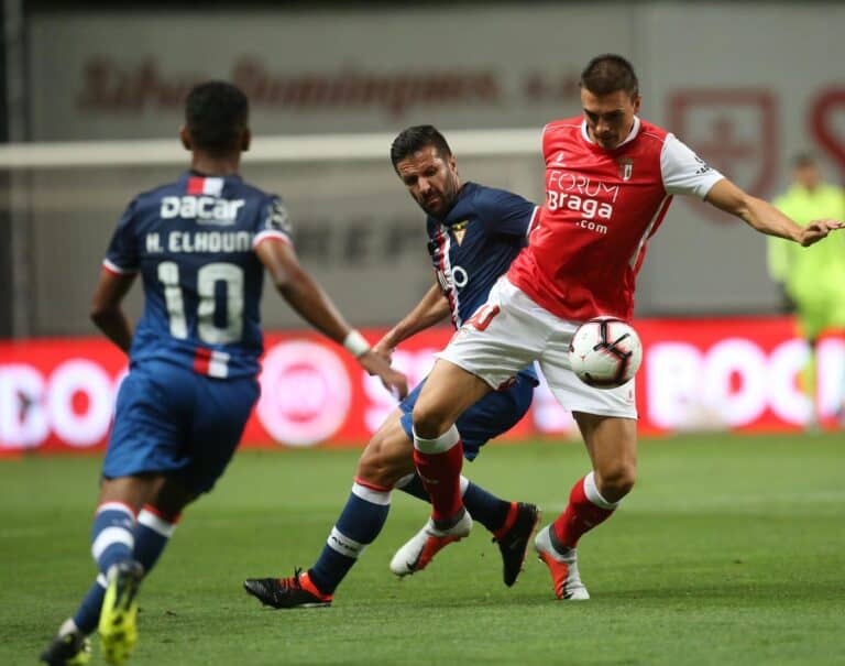 Os onzes no D. das Aves - SC Braga