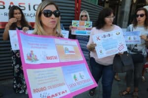 Docentes lesados querem "equidade nos descontos"