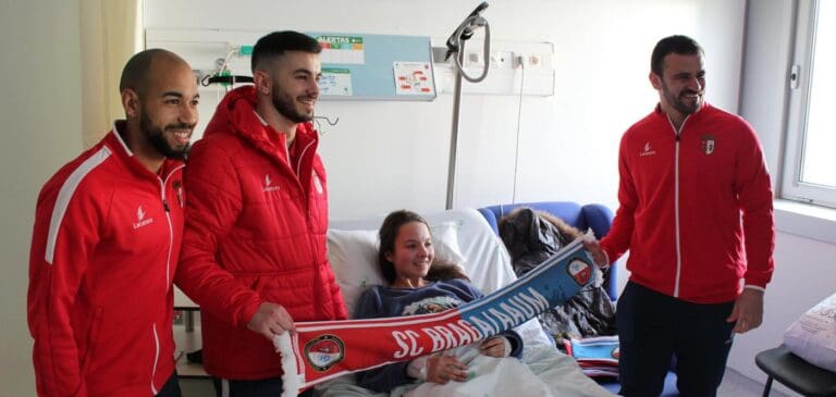 Jogadores do SC Braga/AAUM deixam mensagem de esperança