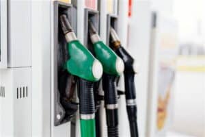 Preço da gasolina desce há seis semanas