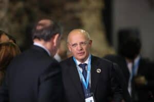 Venezuela. Portugal prepara plano de regresso, se necessário