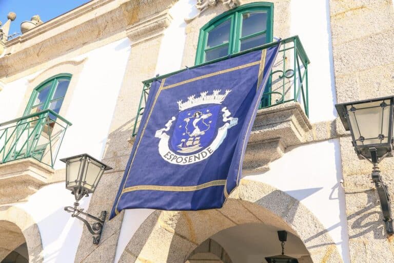 Esposende doa 7380 euros a vítimas do incêndio de Monchique