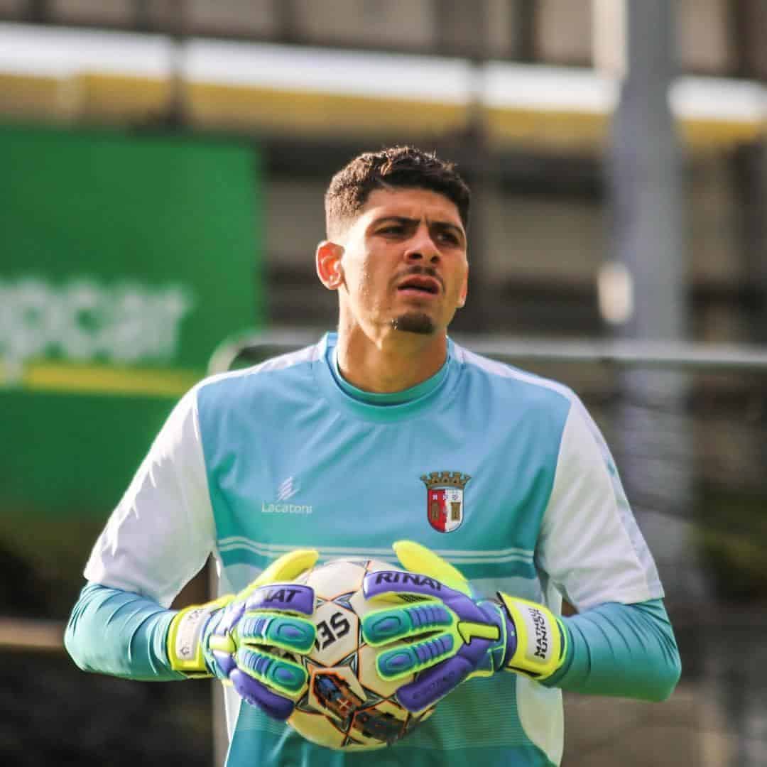 Recuperação de Matheus vai durar meio ano