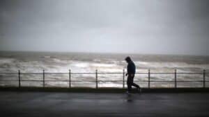 Sete distritos sob aviso amarelo