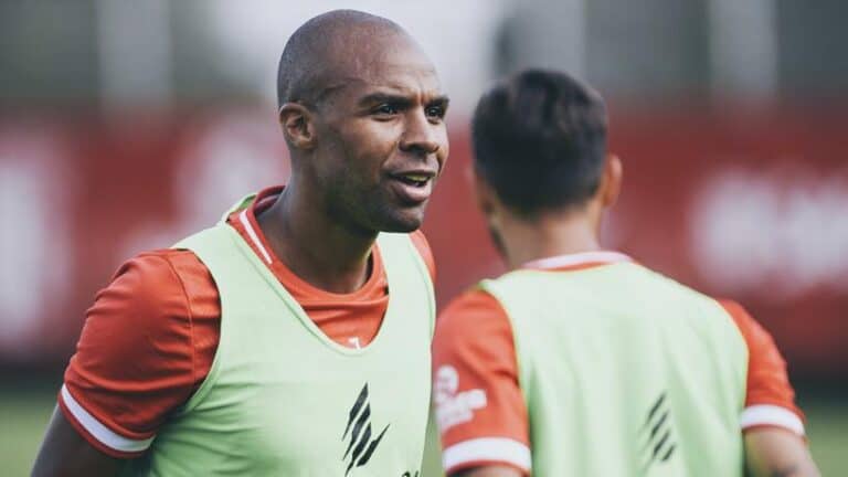 Abel espera dificuldades num jogo "para vencer"