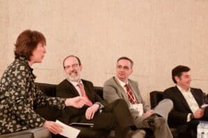 "Urgente" profissionalizar e modernizar o sector social